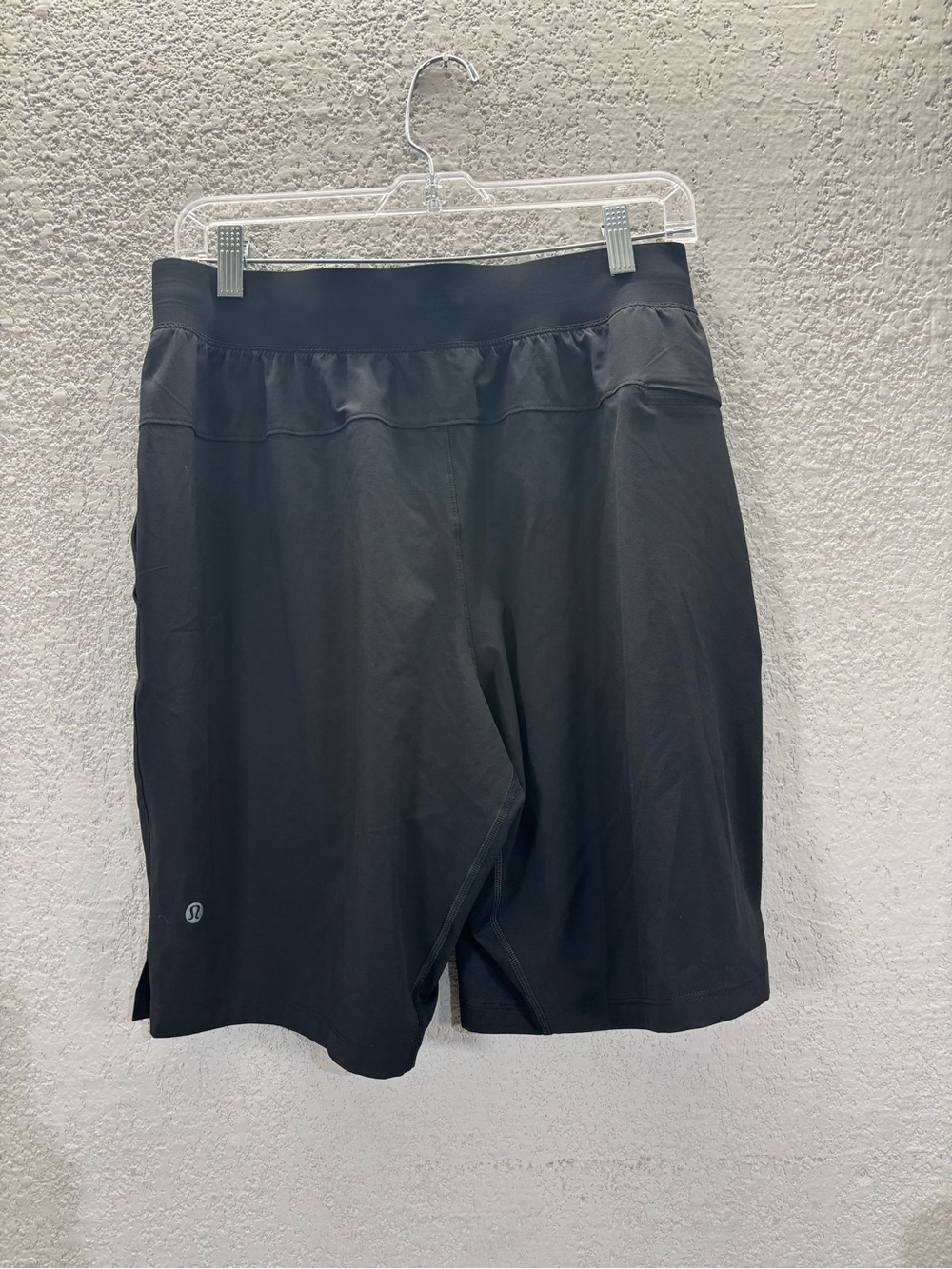 lululemon athletica Black Men's Athletic Drawstring Shorts - Picture 3 of 7